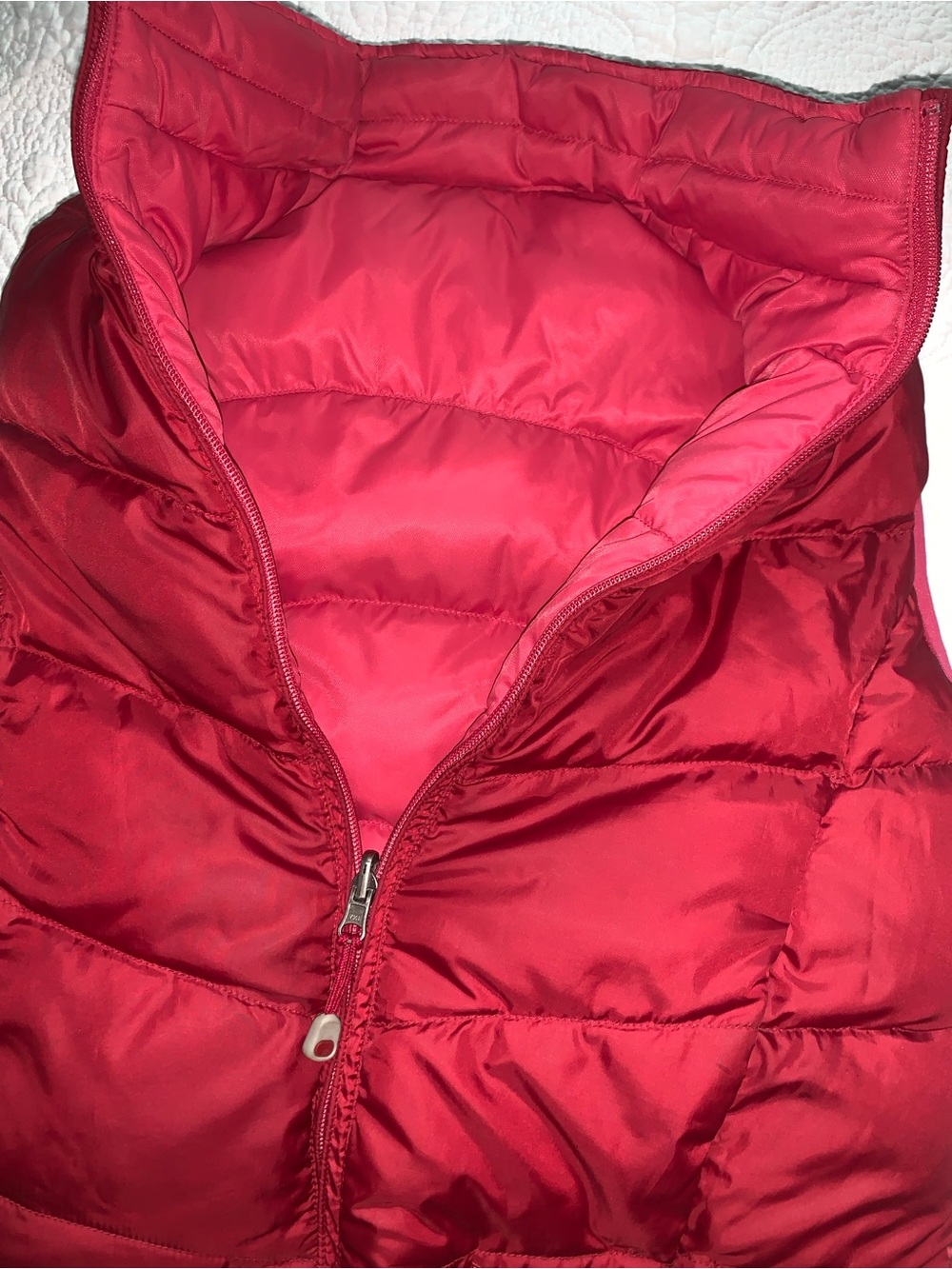 LL Bean Reversible Down Vest Raspberry Cranberry - Picture 6 of 7